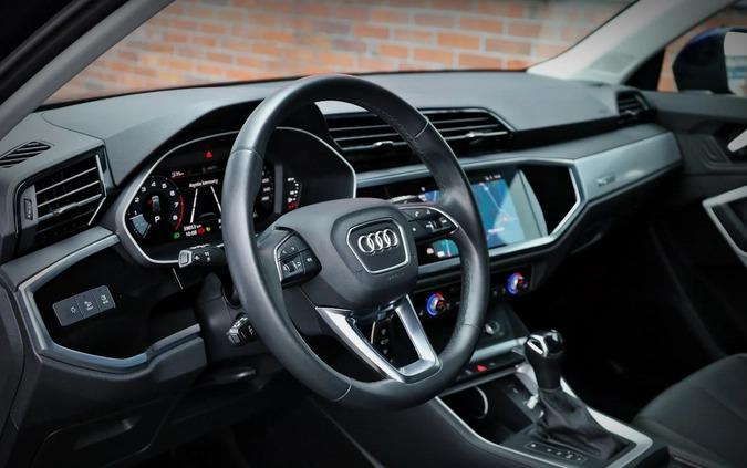 Audi Q3 cena 132900 przebieg: 39000, rok produkcji 2022 z Nisko małe 781